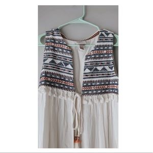 ✨Boho Embroidered Vest/Top✨